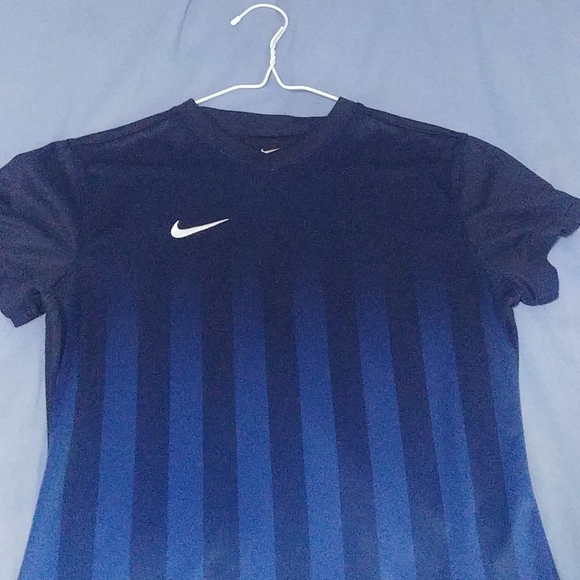 Nike Dry Fit Men's Soccer Short Sleeve - Picture 8 of 8